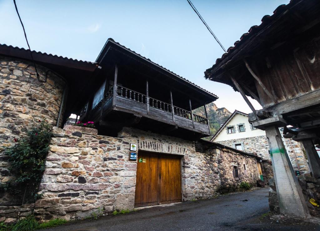 Nucleo De Turismo Rural La Corte Villar de Vildas Zimmer foto
